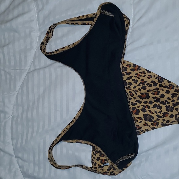 Leopard Print One Piece Body/bathing Suit - Picture 7 of 7